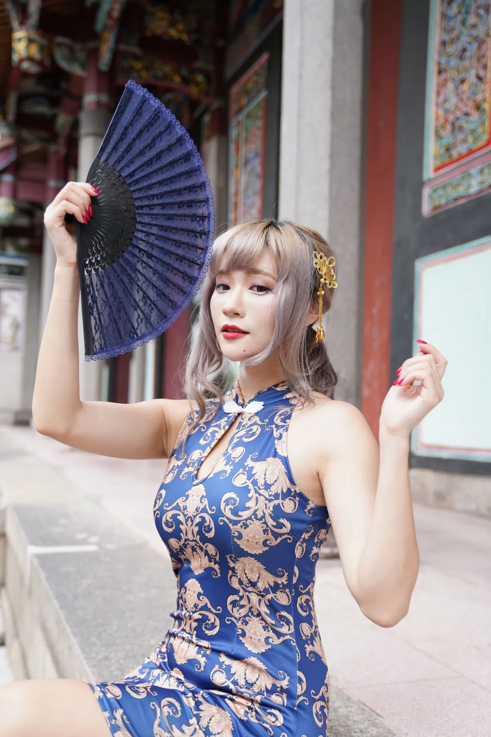 [Mzsock] NO.149 Xue Kaiyun blue flower short cheongsam with high heels and beautiful legs street photography#[105P]-42